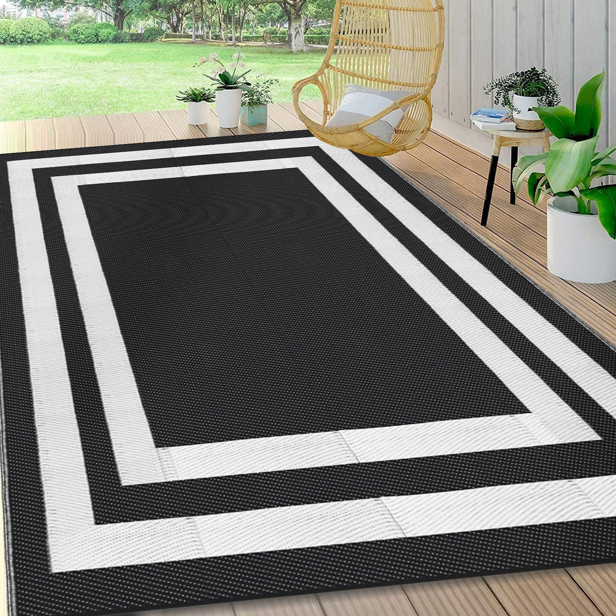 Extra Large Outdoor Rug- Reversible Portable Outdoor Plastic Straw Rug, Porch Rug, Waterproof Mat for Rv, Deck, Camping, Balcony, Patio, Backyard (150x245 cm, Black & White)