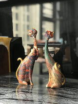 2 PCS Oil Painting Art Resin Sculpture Statue Cats for Home Office Hotel Bookshelf Desktop Decoration 9.86 Inches Tall (Red)