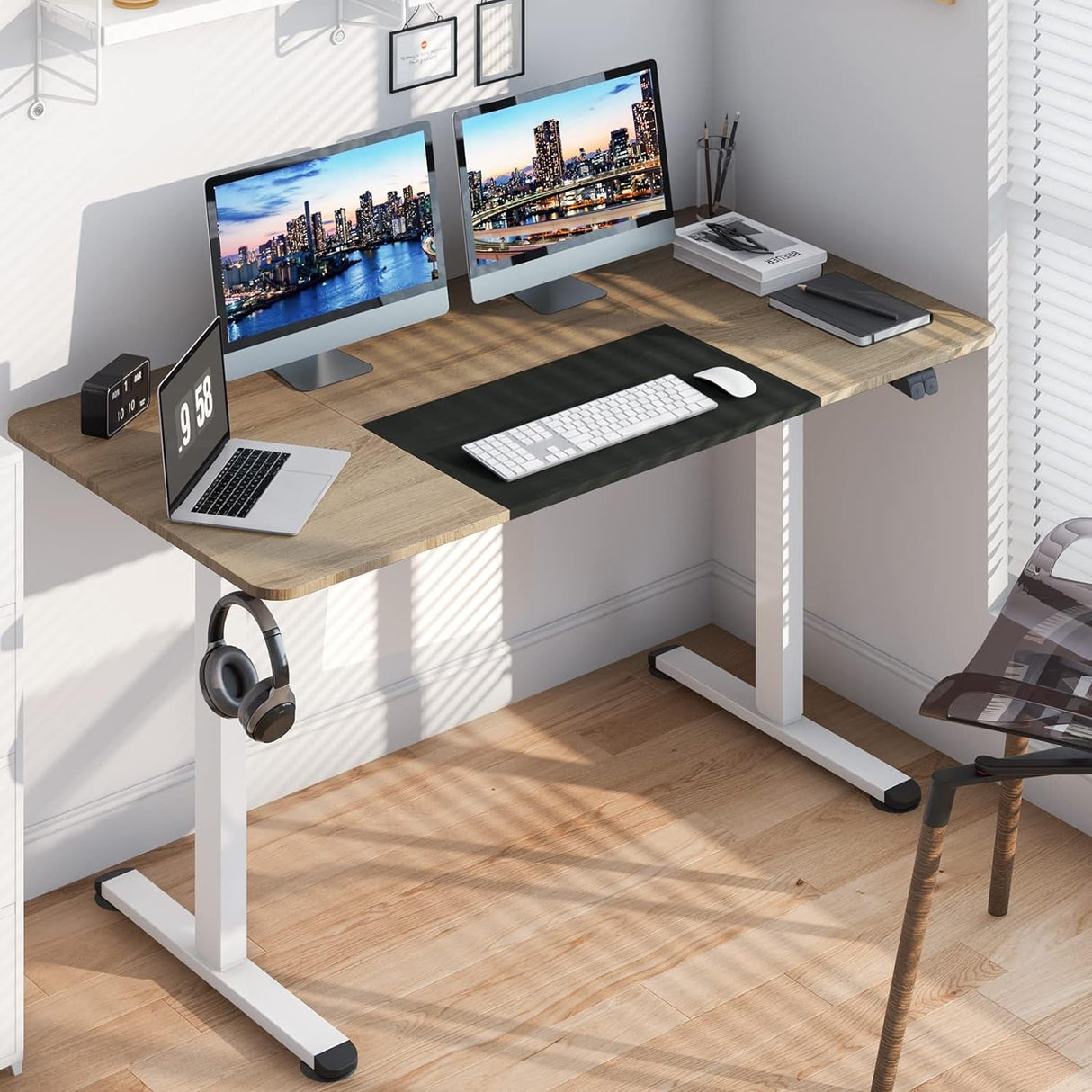 140 x 70cm Large Electric Standing Desk, Height Adjustable Sit to Stand Desk, Metal Frame & Powerful Motor, Button Controller, Headphone Hook, Ergonomic Standing Workstation