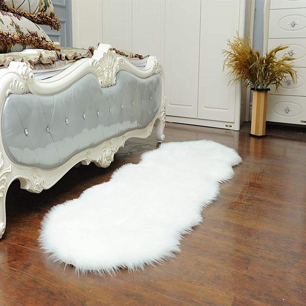 Soft Fluffy Rug Faux Sheepskin Fur Area Rug Shaggy Couch Cover Seat Cushion Furry Carpet Beside Rugs for Bedroom Floor Sofa Living Room Runner, 60x180cm